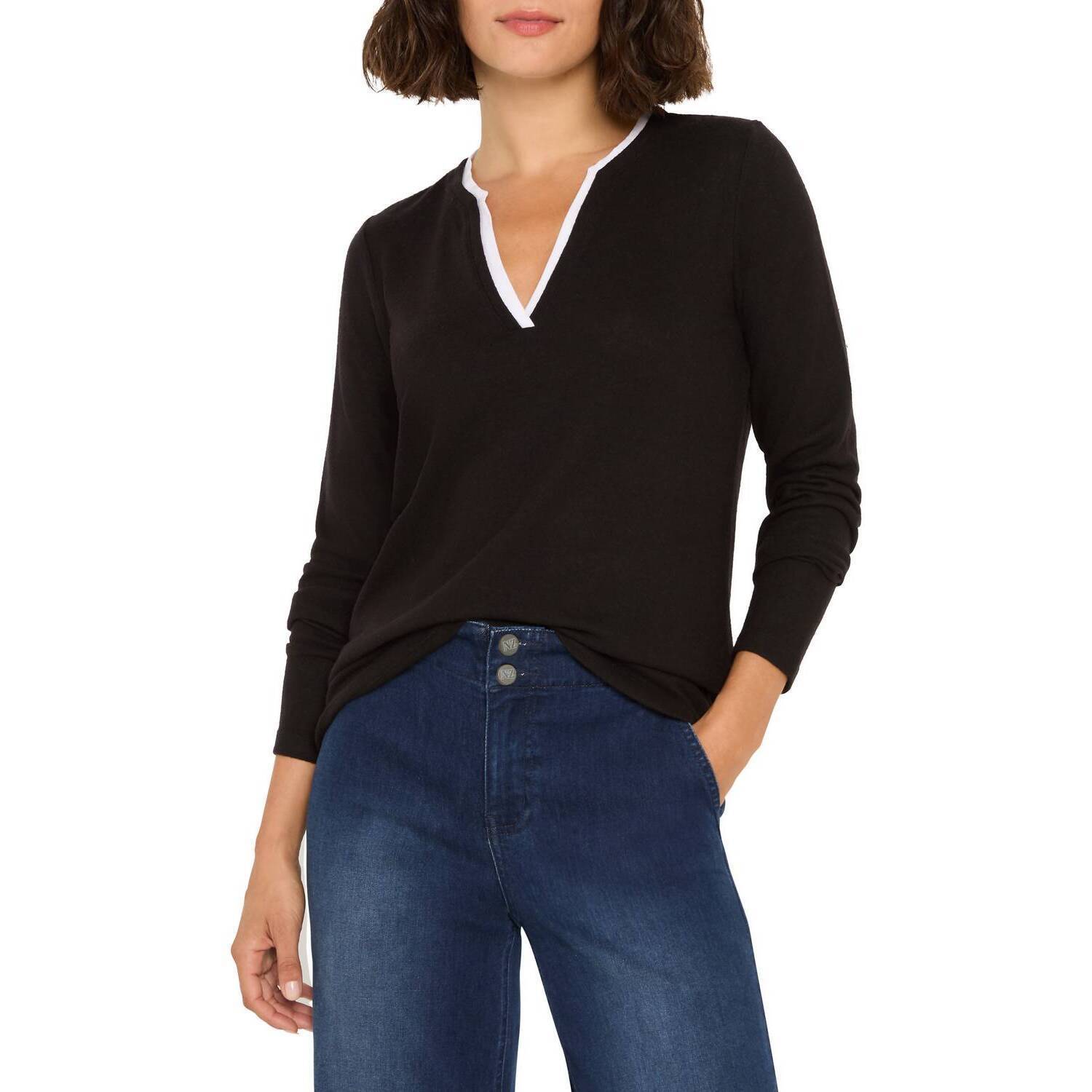 New Nic + Zoe Cozy Double Layer Split Neck Top In Black